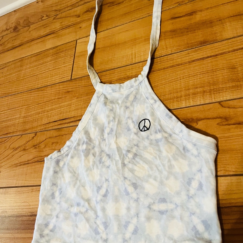 LA Hearts Pastel Tie-Dye Halter Crop Top in Blue and Cream